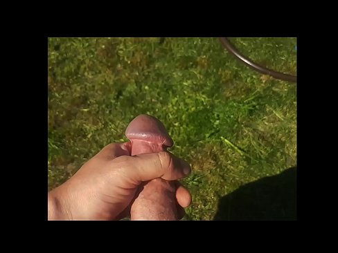 ❤️ Hot hottie fisting her pink pussy and cumming with a squirt in the summer garden ❌ Anal porn at en-gb.makesexnotwar.ru ☑